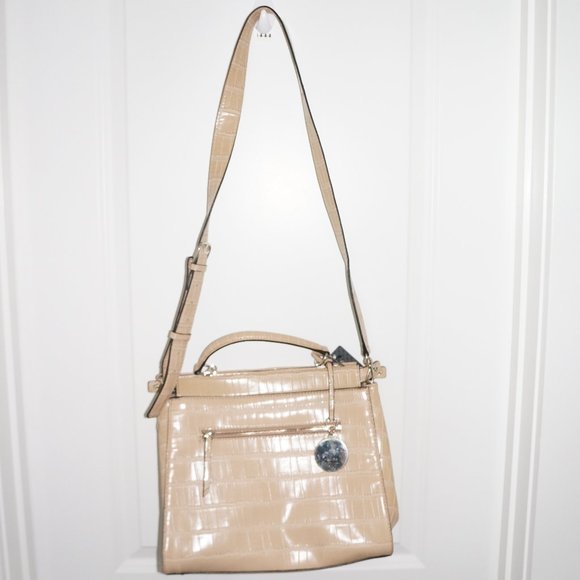 GUESS Women's Georgie Satchel Nut Handbag with matching wallet. - Picture 2 of 14